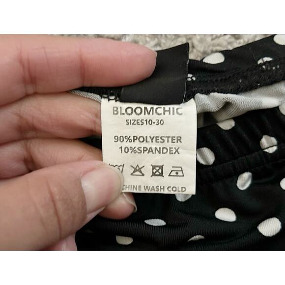 Bloomchic Black White Polka Dot Elastic Shorts Womens Size 10 - Picture 3 of 7